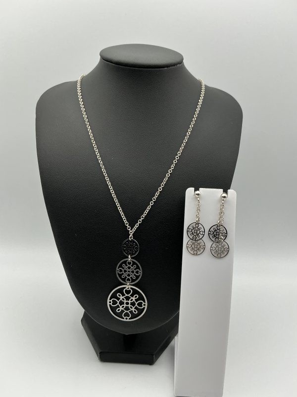 Sterling Silver Filigree Pendant Necklace & Earrings Set – Geometric Medallion Design - Image 4