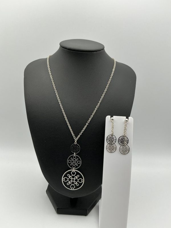 Sterling Silver Filigree Pendant Necklace & Earrings Set – Geometric Medallion Design - Image 3
