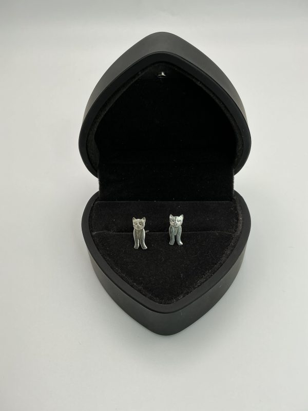 Sterling Silver Cat Stud Earrings – 0.7g - Image 4