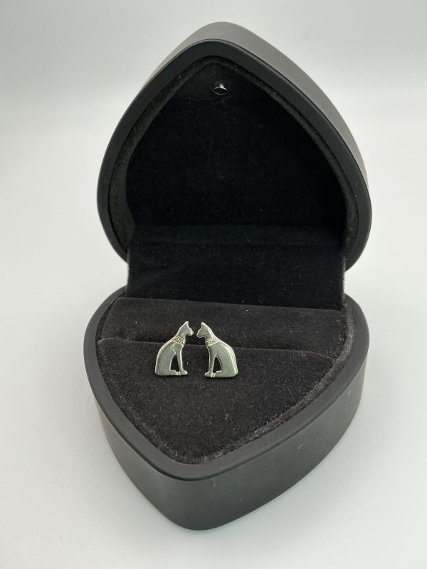 Sterling Silver Cat Silhouette Stud Earrings – 1.1g