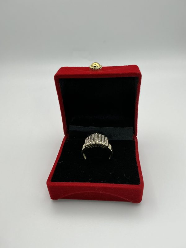10k Yellow Gold Diamond Ring – 4.5g | Size S | Luxury Ribbed Design for Men - Image 4