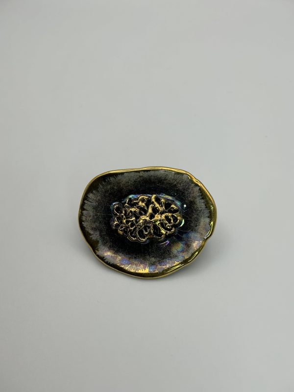 Vintage Iridescent Glazed Ceramic Brooch with Abstract Centerpiece - Image 4