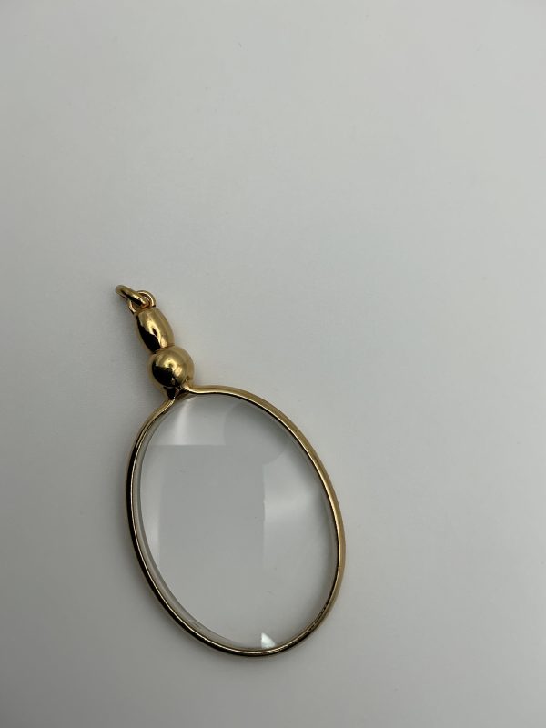Vintage Gold-Tone Magnifying Glass Pendant – Oval Lens Design