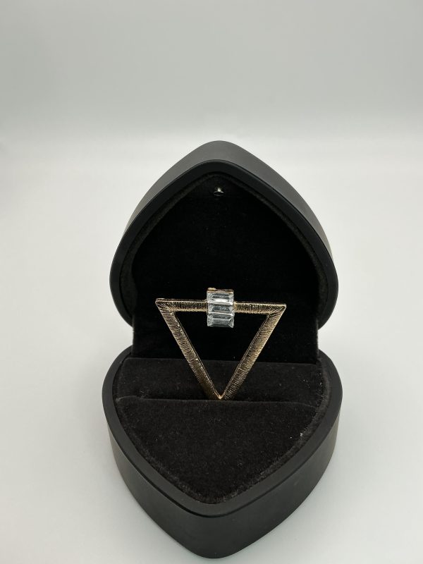Vintage Modernist Triangle Pendant with Baguette-Cut Crystal – Brushed Gold-Tone Finish - Image 5