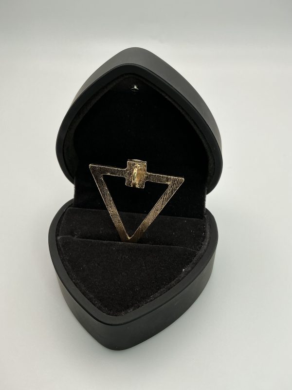 Vintage Modernist Triangle Pendant with Baguette-Cut Crystal – Brushed Gold-Tone Finish - Image 3