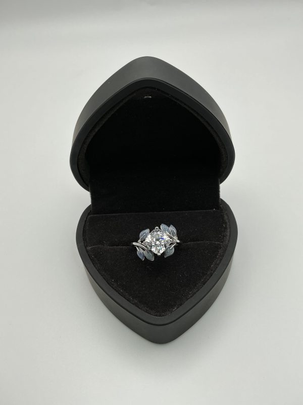 Sterling Silver Diamonique Leaf Motif Ring – Size O, 4.4g - Image 8