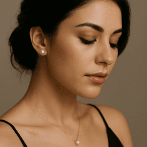 18K Yellow Gold Cultured Pearl Stud Earrings – Classic Timeless Elegance, 3g