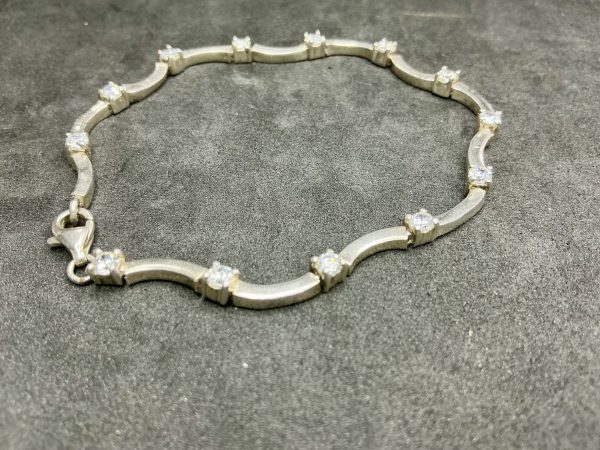 925 Sterling Silver Curved Link Bracelet with Diamond-Quality CZ – 7” Length, 8.2g - Image 6