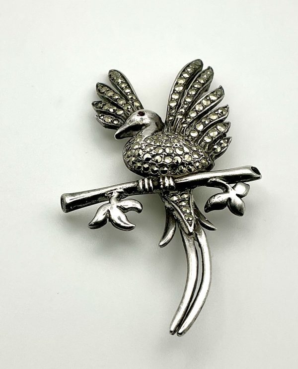 Vintage Sterling Silver & Marcasite Bird Brooch – Exquisite Detailing, Elegant Design