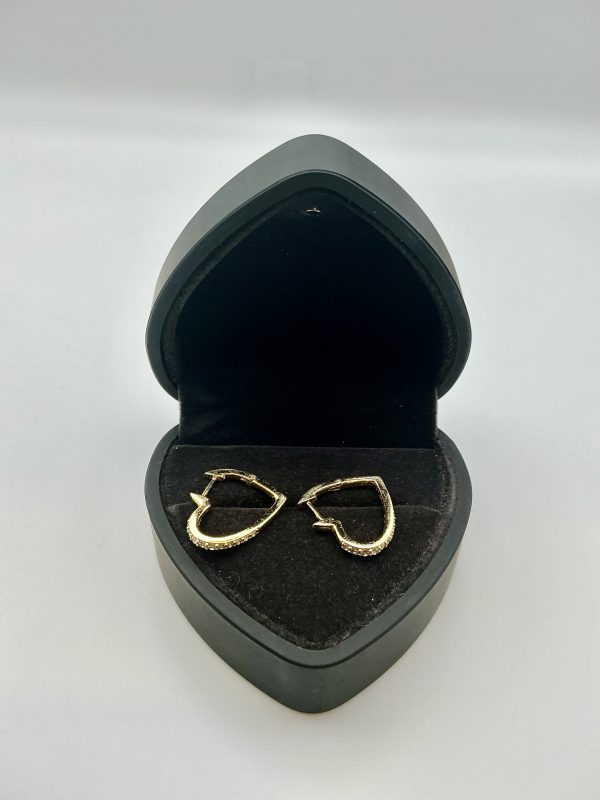 Gold-Plated 925 Sterling Silver CZ Hoop Earrings – Leverback, Heart Shape – 3.6g - Image 2