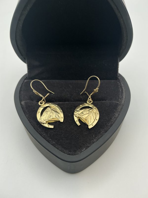 9K Yellow Gold Horse & Horseshoe Drop Earrings – 1.4g - Image 4