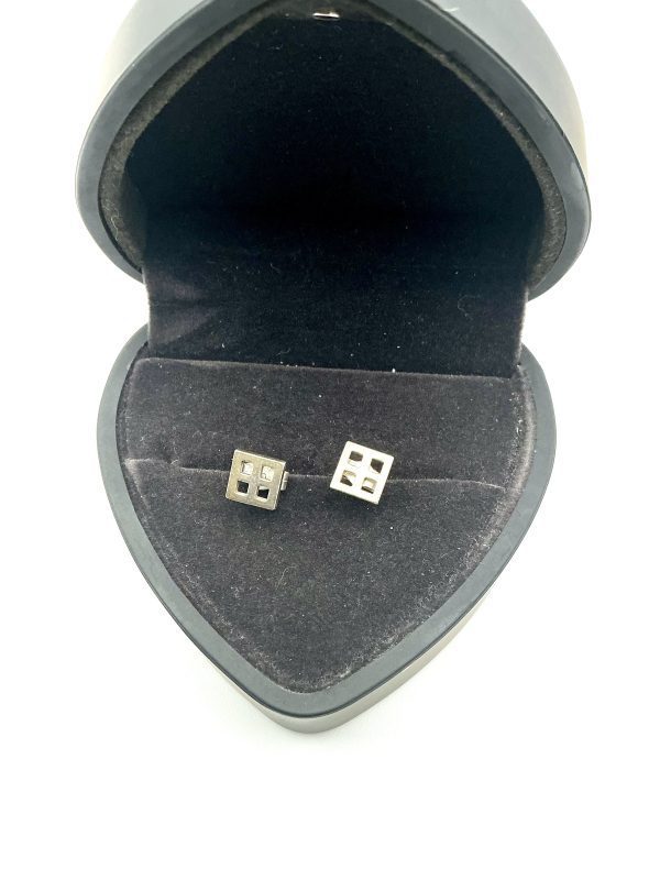 Modern 925 Sterling Silver Grid Stud Earrings – Minimalist Square Design, 1.4g - Image 7