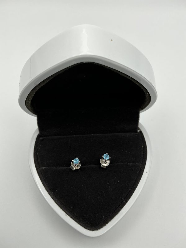 Vivid Blue Spinel Stud Earrings in Solid Platinum – Elegant Solitaire Studs, 1g - Image 6