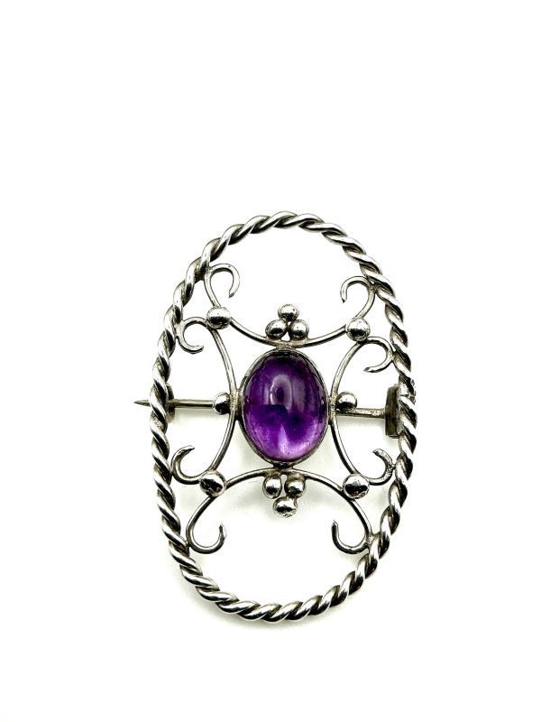 Vintage Sterling Silver and Amethyst Cabochon Brooch – 7.3g, Ornate Twisted Frame Design - Image 5