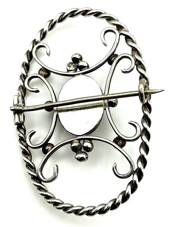 Vintage Sterling Silver and Amethyst Cabochon Brooch – 7.3g, Ornate Twisted Frame Design - Image 4