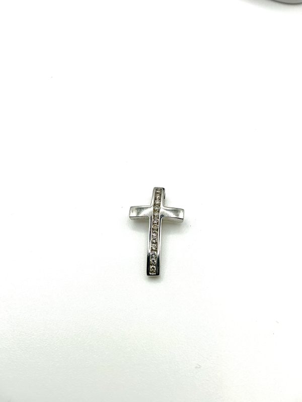 Elegant 9K White Gold Diamond Cross Pendant – .13ct Natural Diamonds – 1.1g - Image 4