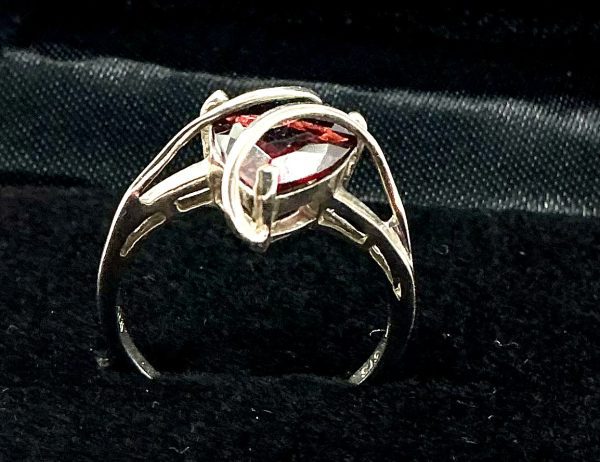Elegant Sterling Silver Garnet Ring – Size O, 925 SCS, 2.6g – Vintage Swirl Design - Image 7