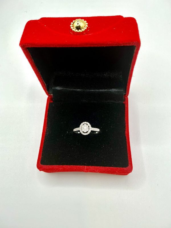 Elegant 375 White Gold Diamond Cluster Ring – 0.22ct, Size M - Image 10