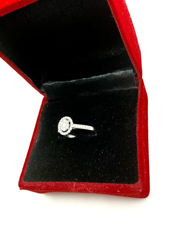 Elegant 375 White Gold Diamond Cluster Ring – 0.22ct, Size M - Image 8