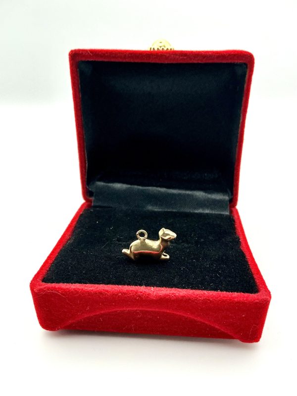 9ct Yellow Gold Resting Camel Pendant or Charm – 10.5mm, 0.8g - Image 3