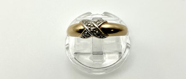 9K Yellow Gold & Diamond Crossover Ring – Size P, Hallmarked London 1987, 2.9g - Image 4