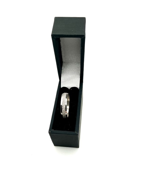 9ct White Gold Diamond-Crusted Band Ring, Size M, 1.4g - Image 4