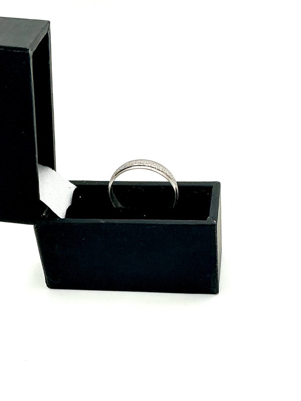9ct White Gold Diamond-Crusted Band Ring, Size M, 1.4g - Image 7