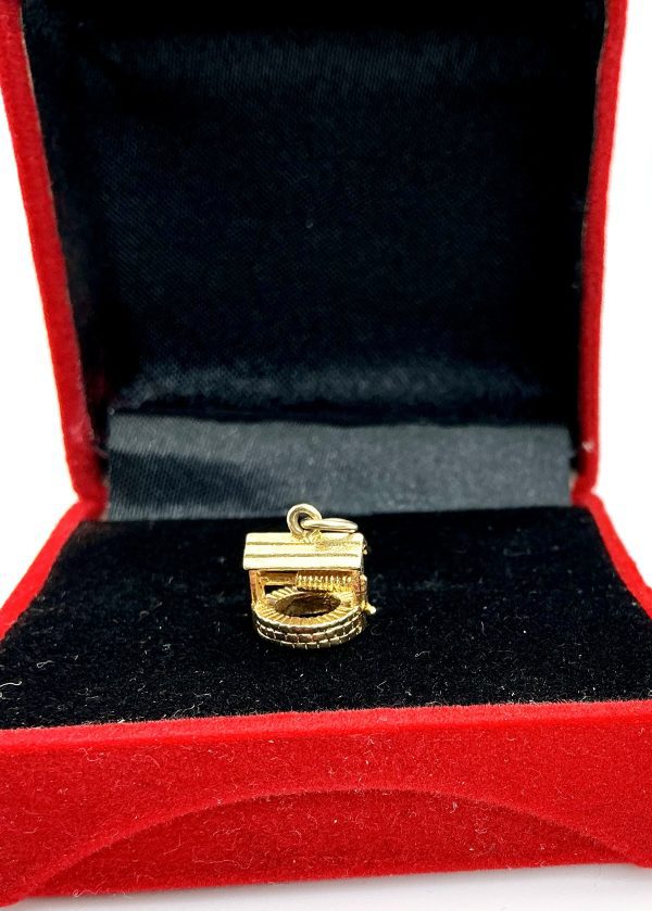 Antique 1861 9ct Gold Wishing Well Charm – Birmingham Hallmark – 1.94g Victorian Jewellery Collectible - Image 4