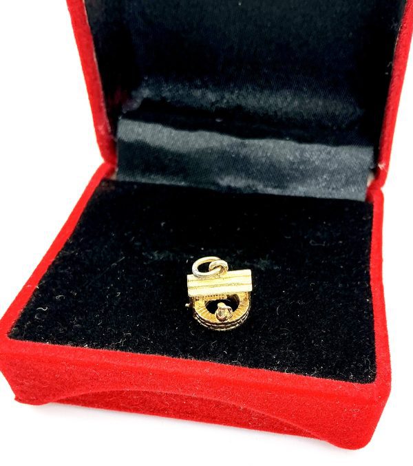 Antique 1861 9ct Gold Wishing Well Charm – Birmingham Hallmark – 1.94g Victorian Jewellery Collectible - Image 2
