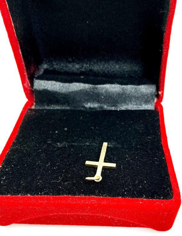 Antique 9ct Gold Cross Charm – Birmingham 1862 by John Hartman & Co – 0.6g - Image 5