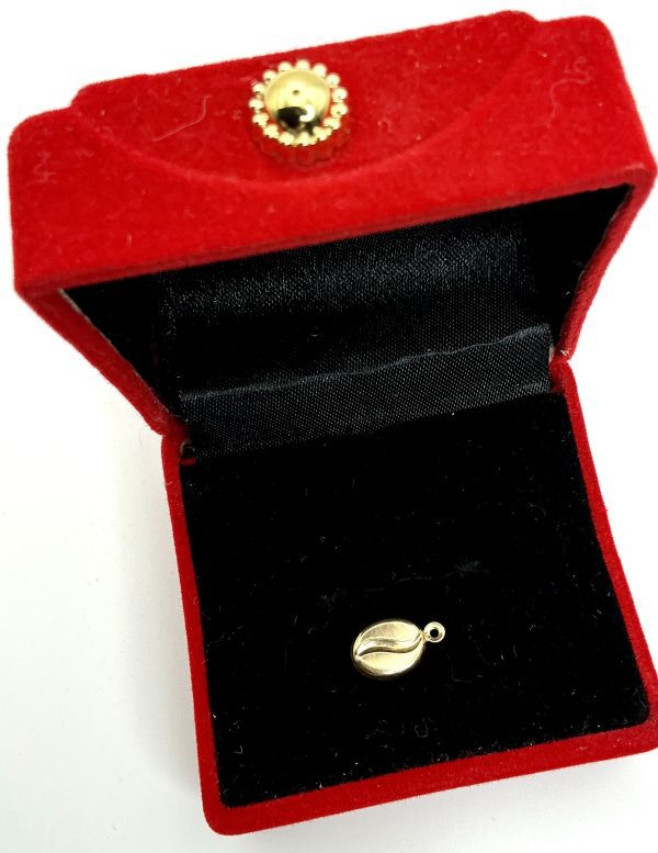 10K Yellow Gold Coffee Bean Charm – 0.33g – Petite Vintage-Inspired Pendant - Image 6