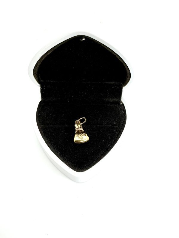 9K Yellow Gold UNOAERRE “Money Bag” Charm – Italian Made – 1.06g – Vintage Collectable Pendant - Image 4