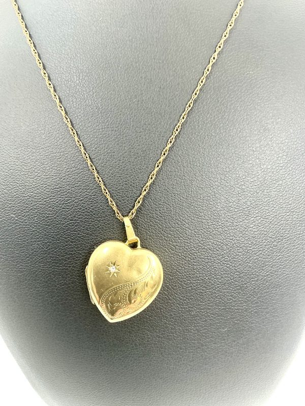 Vintage 1997 9ct Gold Heart Locket with White Sapphire & 24” Chain – Fully Hallmarked