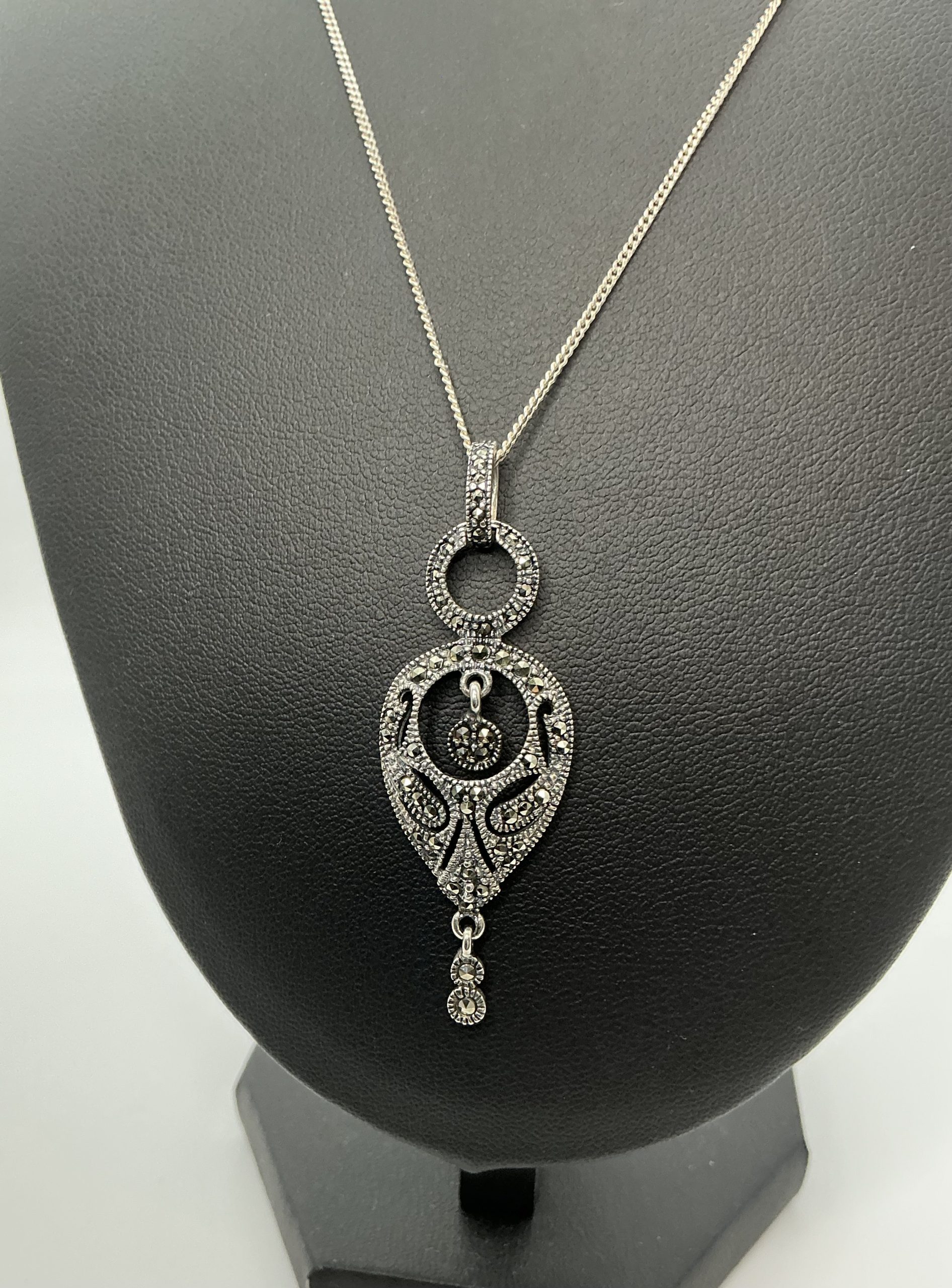 Vintage 925 Sterling Silver Marcasite Pendant Necklace – 18" Chain – 5.74g