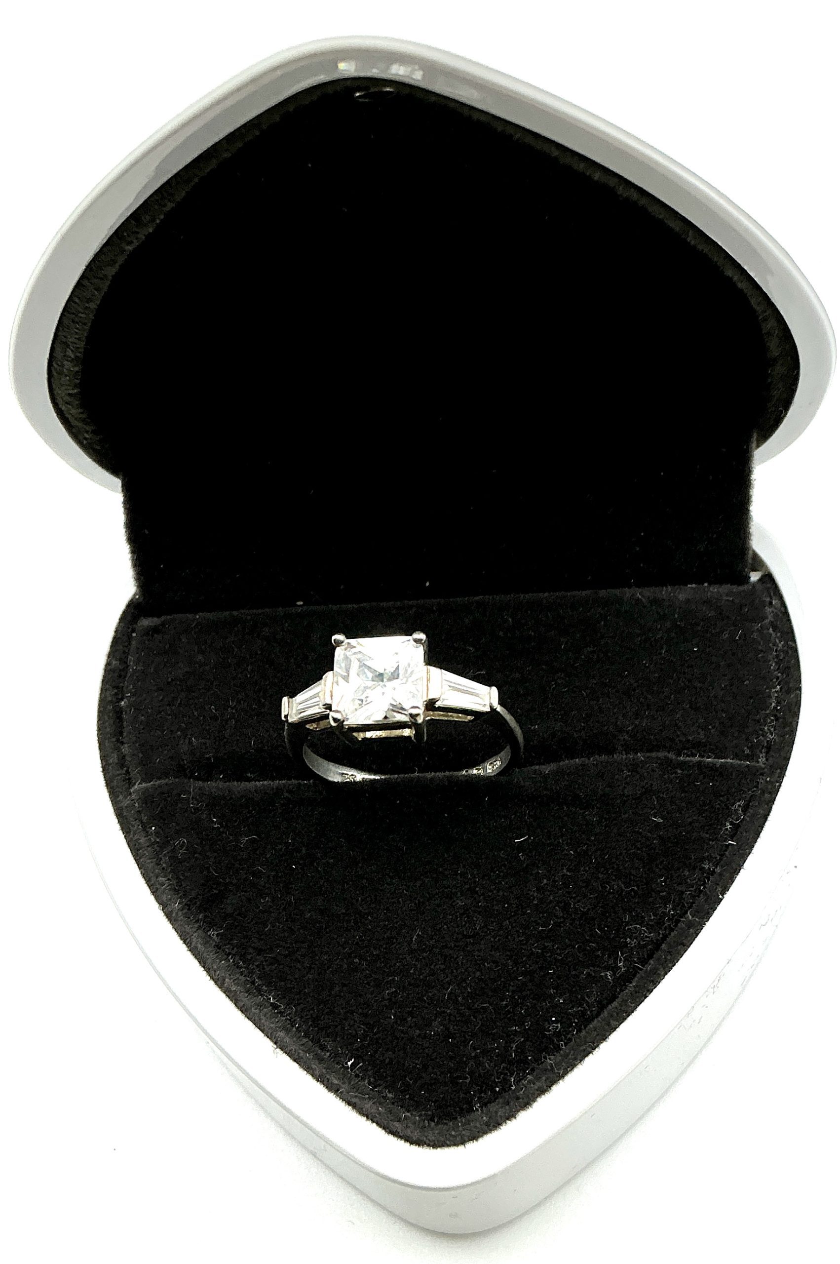 Sterling Silver Trilogy Ring with Princess Cut CZ | 925 Hallmarked | Size N/O | 2.92g