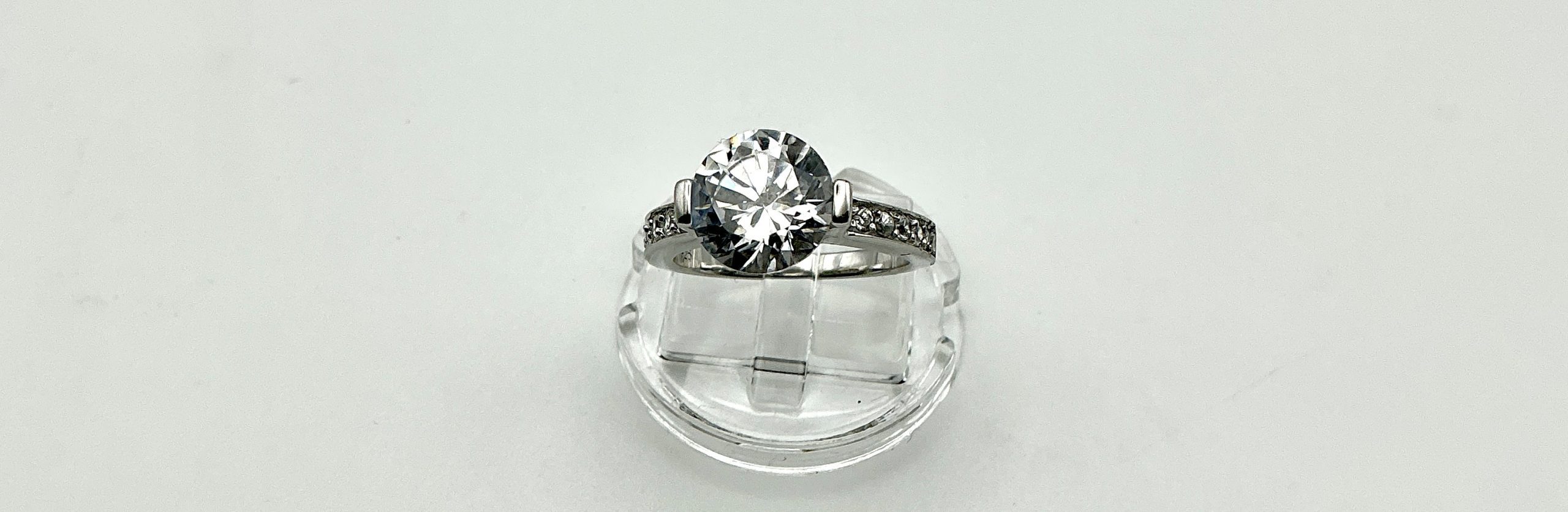 925 Sterling Silver Solitaire Ring with Diamond-Quality CZ – Size M – 4.35g - Image 4