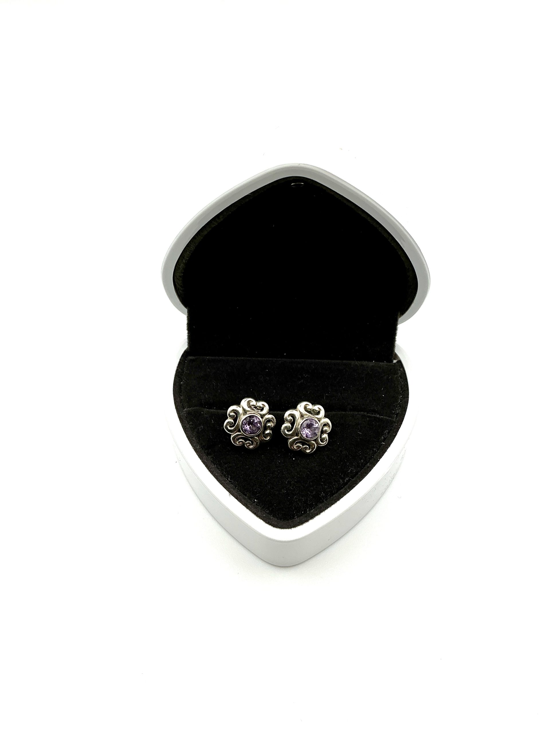 925 Sterling Silver Amethyst Stud Earrings – Ornate Vintage-Style Scroll Design – 2.67g - Image 4