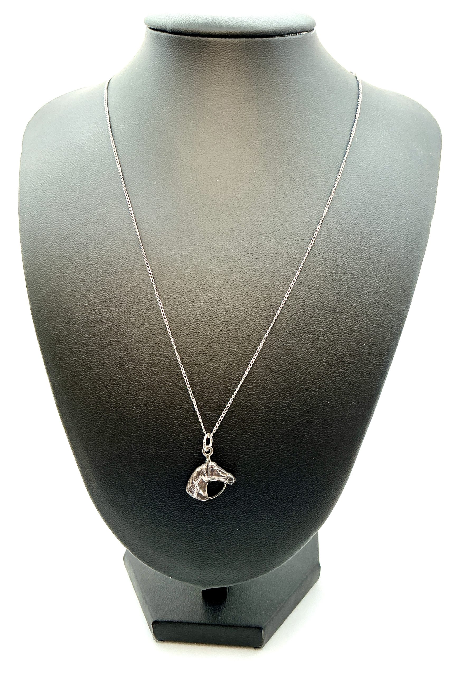 925 Sterling Silver Horse Pendant Necklace – 20 Inch Chain – 3.06g - Image 5
