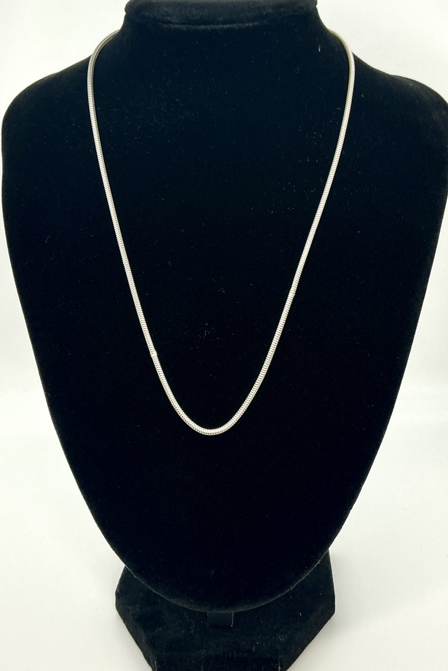 Fine 925 Sterling Silver Chain – 16” Necklace – 1.52g – Minimalist Everyday Jewellery – Insured Delivery - Image 2